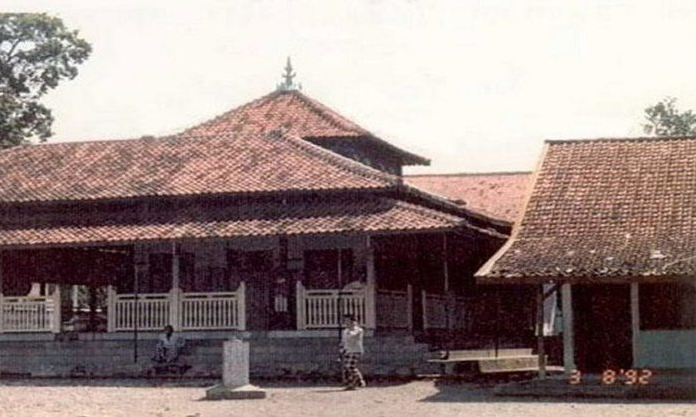 Pesantren Tertua di Indonesia