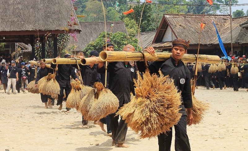 Upacara Adat Jawa Barat