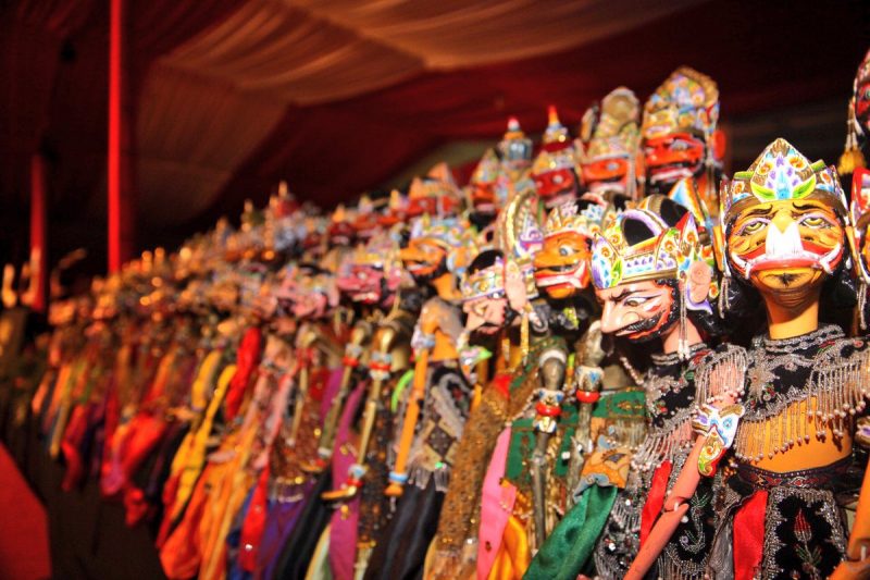 Wayang golek khas sunda